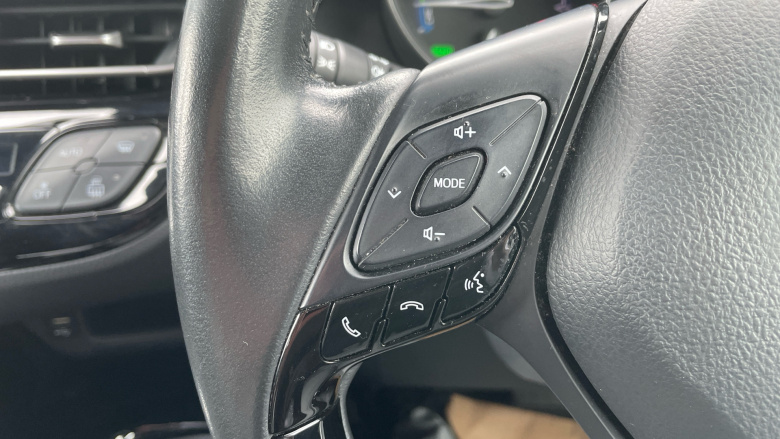 Toyota C-HR 1.8 Hybrid Design 5dr CVT Hybrid Hatchback